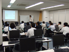 ITビジネススクール　｜　（株）うえじま企画のイメージ画像